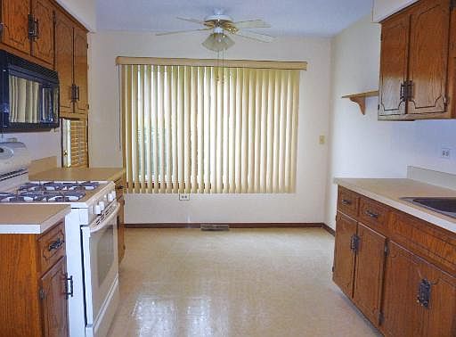 3rd image of 15504 S Orlan Brook Dr #245
