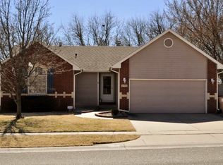 6703 E Perryton St, Wichita, KS 67226