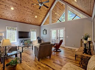 8395 Charlies Creek Rd, Hiawassee, GA 30546
