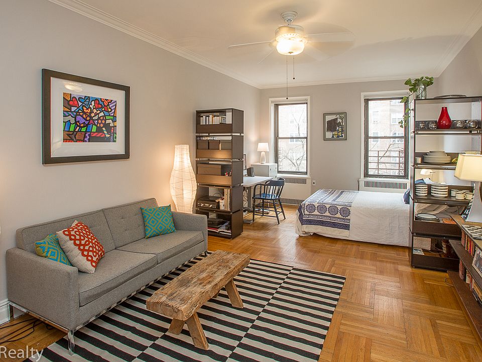 1st image of 20 Plaza St E APT D10