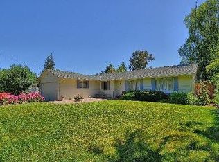 1061 Golden Way, Los Altos, CA 94024