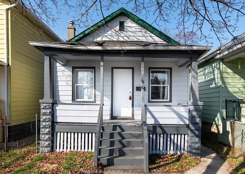 1st image of 455 Aylmer Ave