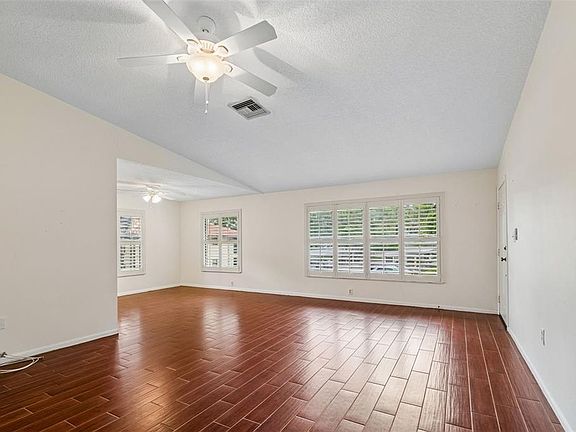 5th image of 2814 HAMMOCK COURT #2814