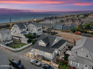 2 Via Ripa #1-SEA, Rumson, NJ 07760