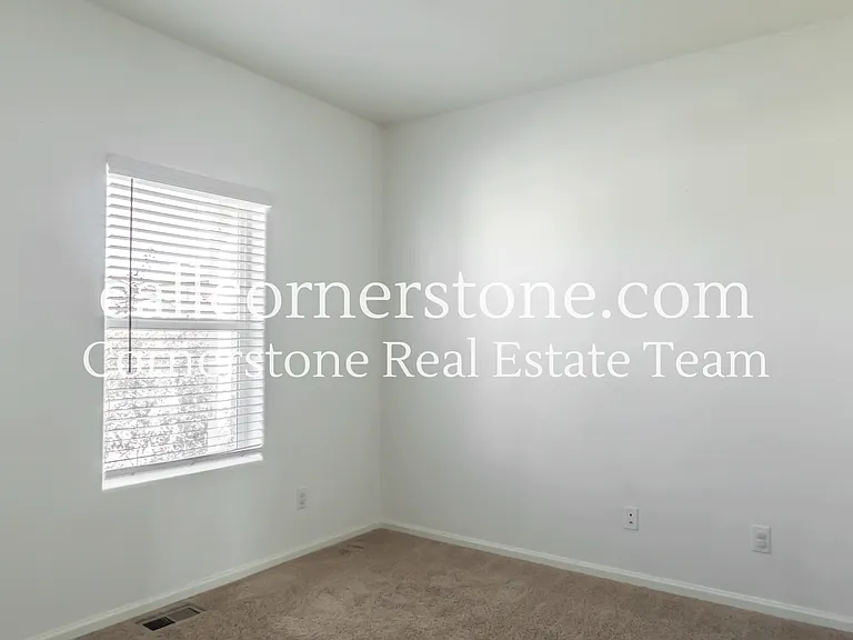 10011 Seawolf Dr — Photo 9