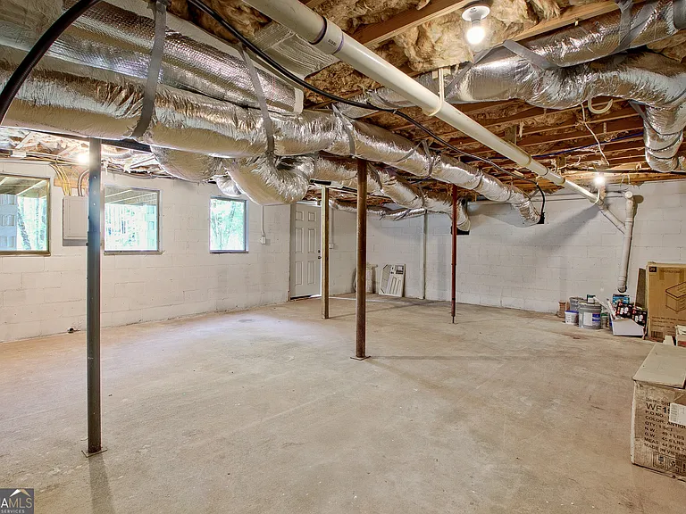 140 Mary Freeman Rd — Photo 57