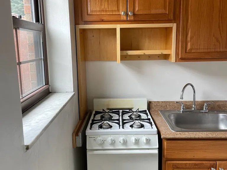 5424 Fifth Ave — Photo 110