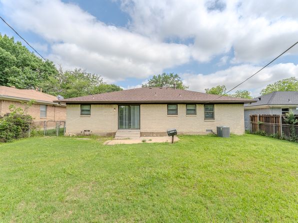 8652 Wolfwood Ln, Dallas, TX 75217