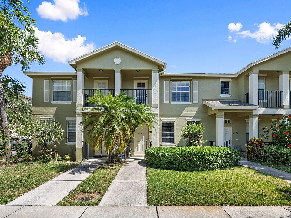 1st image of 2149 SE Grand Drive