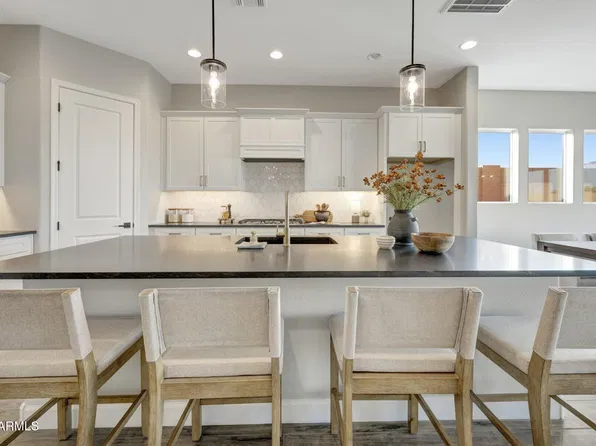 21688 W MONTECITO Drive, Buckeye, AZ 85396