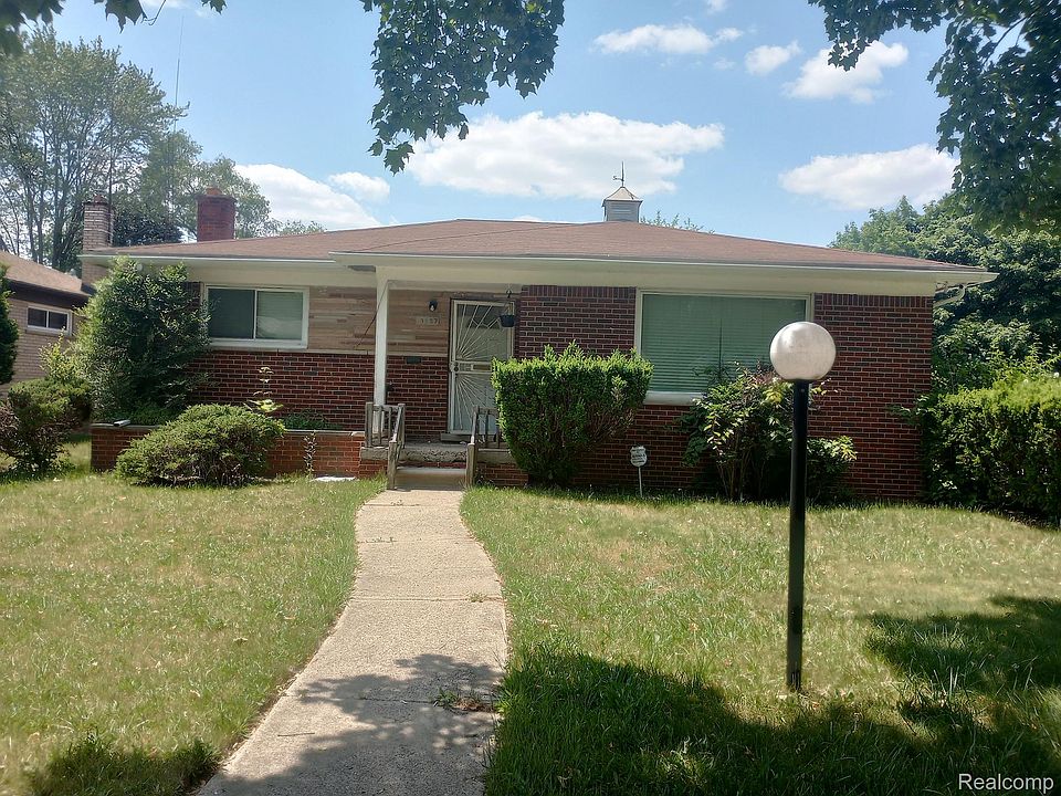 1st image of 19597 N Beaverland St E