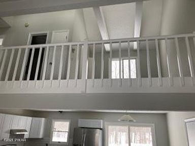 3rd image of 150 Lakeview Dr