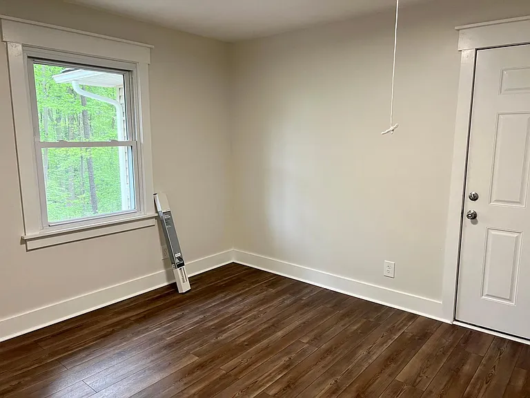 6408 Chatterton Ln — Photo 13