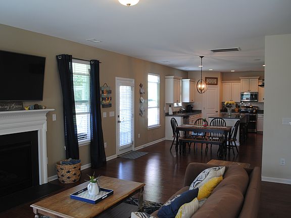 Family Room to Kitchen