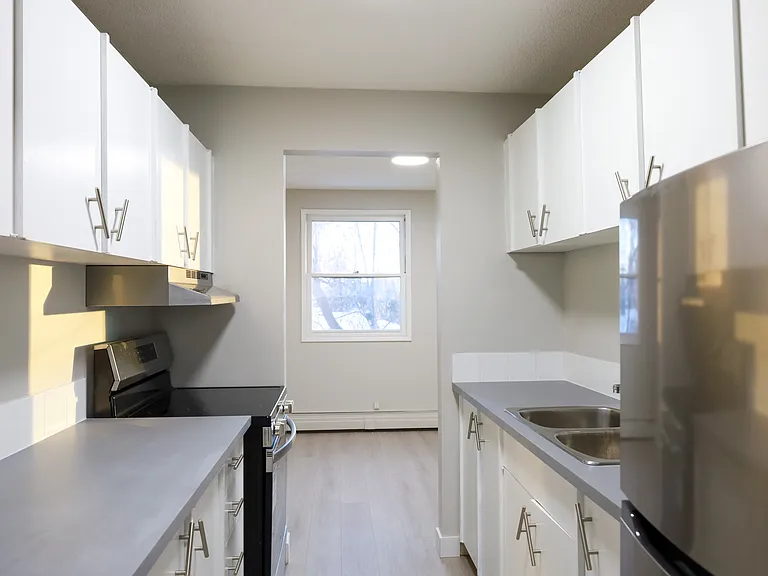 630 58th Ave SW #606 — Photo 16