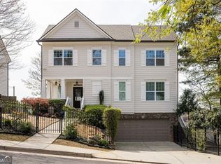 1780 Carroll Dr NW, Atlanta, GA 30318