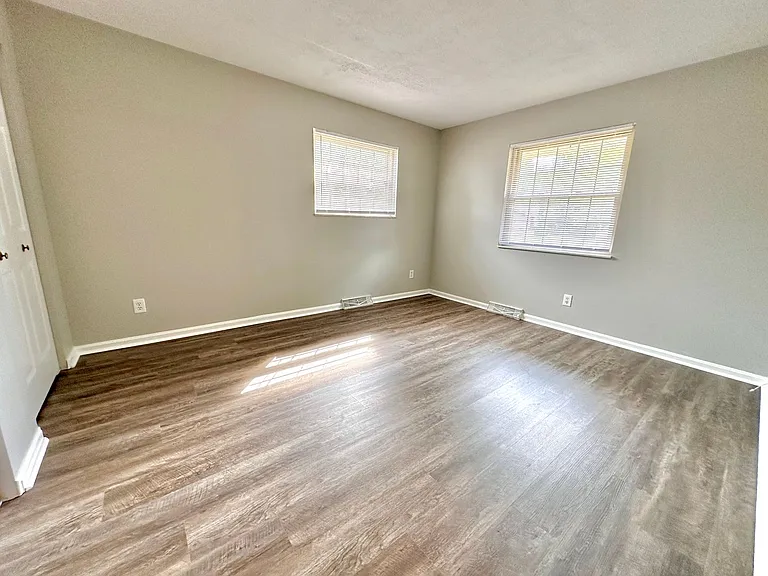 4532 Timberwilde Dr — Photo 12
