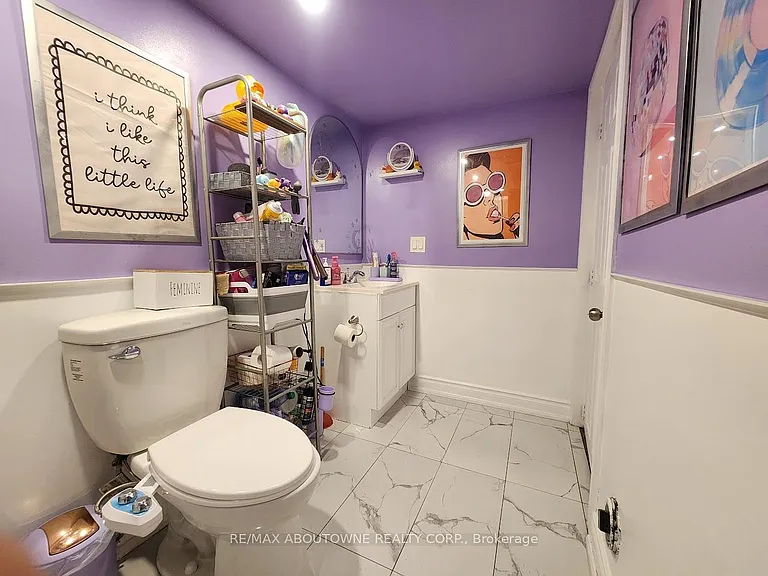 498 Main St E #1B — Photo 16