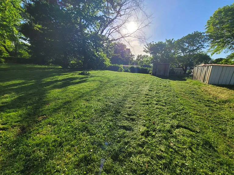 815 Cornell Ave — Photo 29