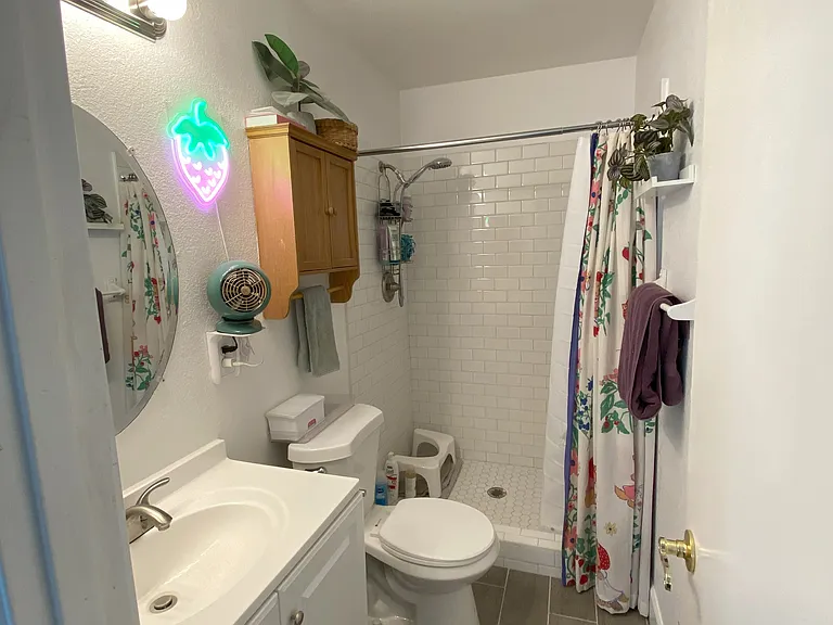 2410 E Manhatton Dr — Photo 15
