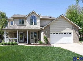 2515 N 82nd Ct, Lincoln, NE 68507