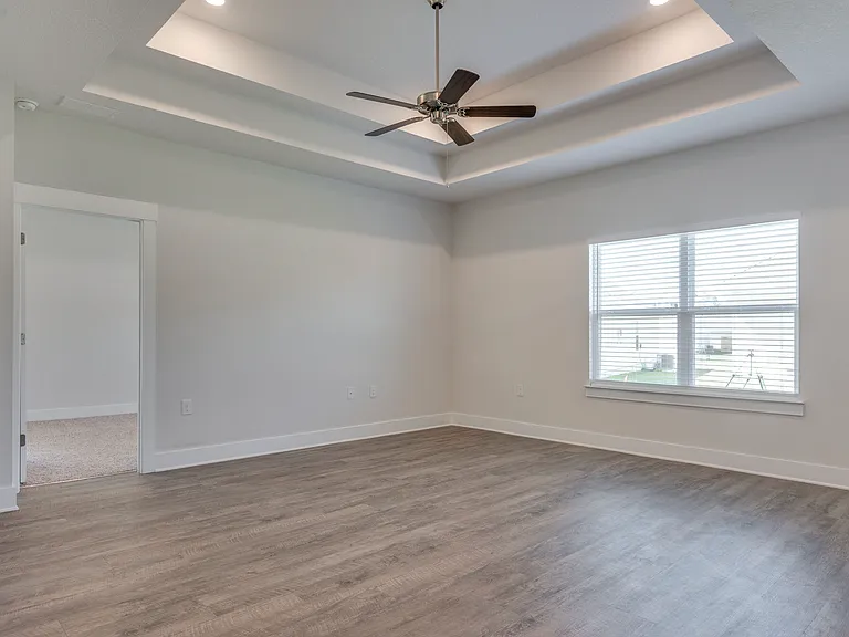 5733 Danbury Blvd — Photo 8