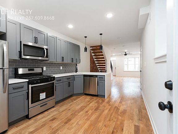2nd image of 2631 Dickinson St