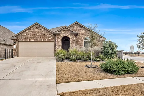 539 Merlin Ln Photo 1