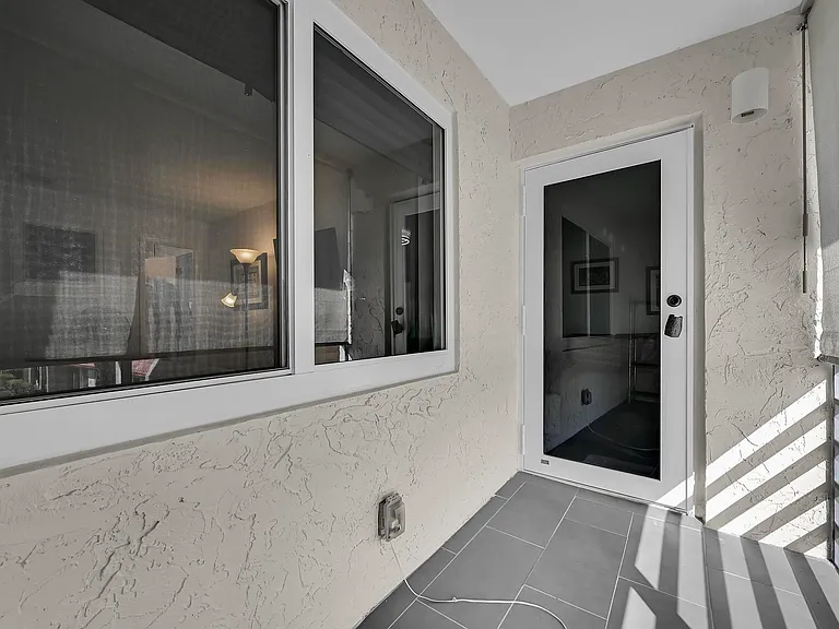 203 Lake Carol Dr — Photo 16