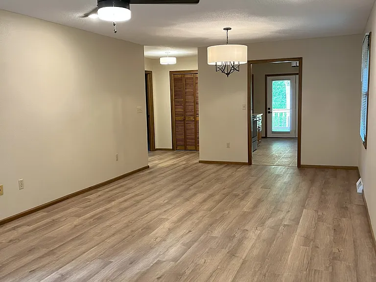 3804 Stonebridge Dr — Photo 7