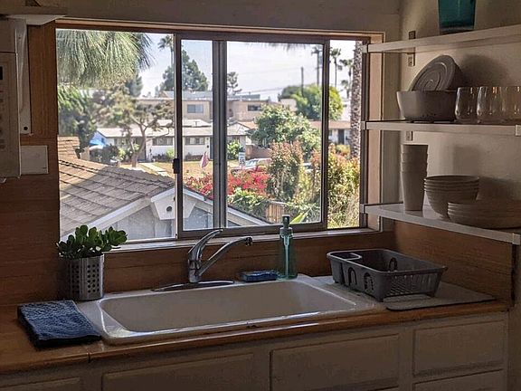 5th image of 2158 Balboa Ave APT B