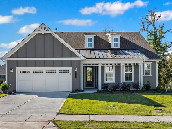 7017 Treetop Ct, York, SC 29745