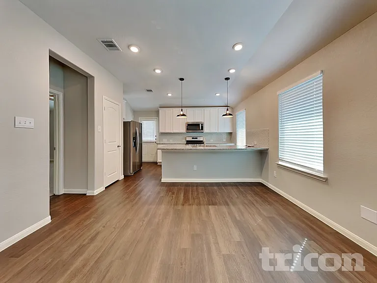 6918 Scarlet Sagebrush St — Photo 4