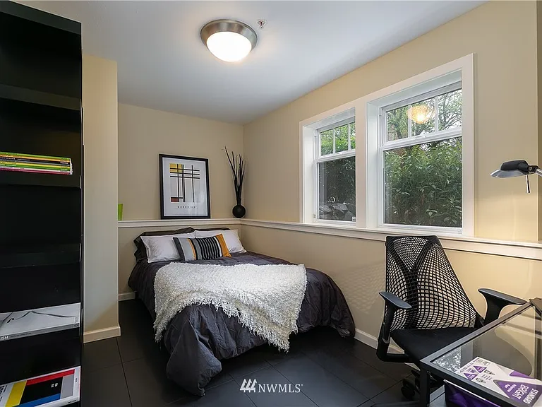 834 34th Ave — Photo 20
