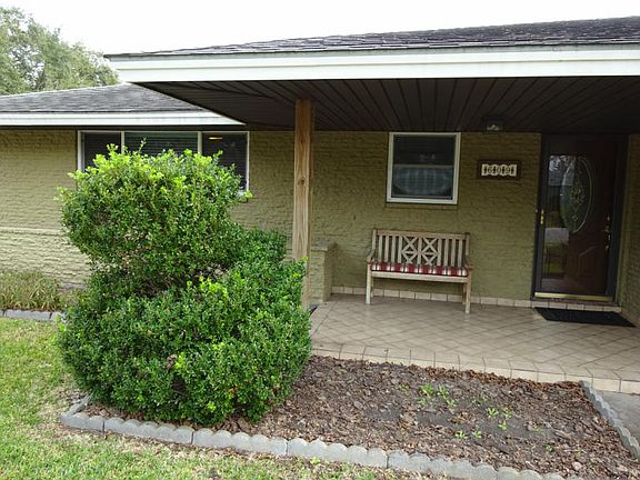 2nd image of 609 Coral Pl