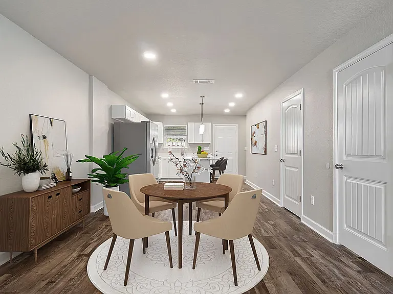 Crepe Myrtle Apartments — Photo 4