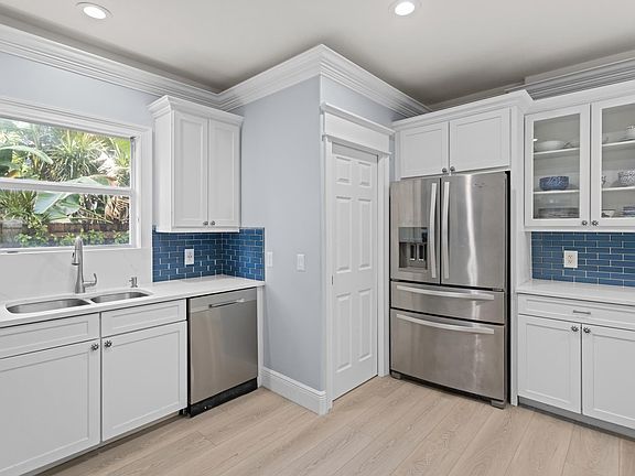 3rd image of 360 Gregory Road