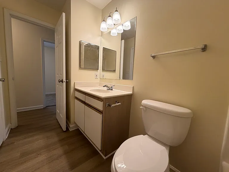 111 McConville Rd #B — Photo 15