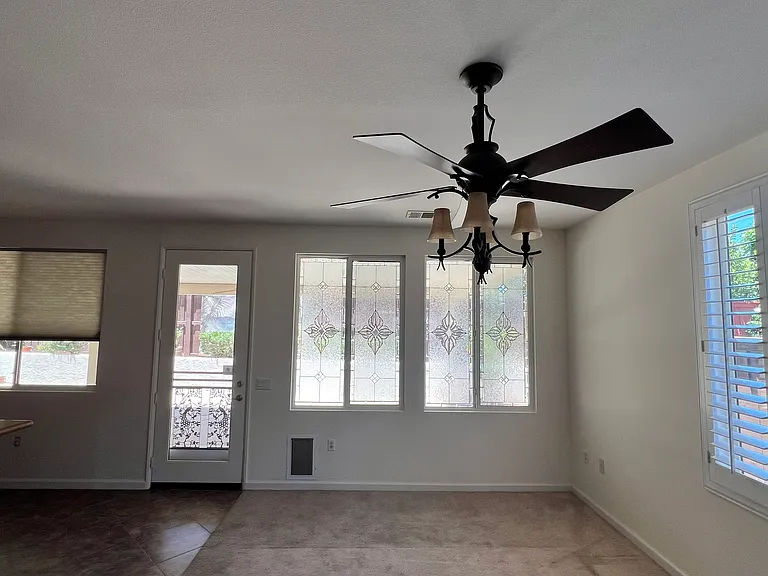 8240 Campbell Ct — Photo 19