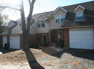 1005 Pocono Trl, Ballwin, MO 63021