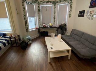 1255 Boylston St #2F, Boston, MA 02215