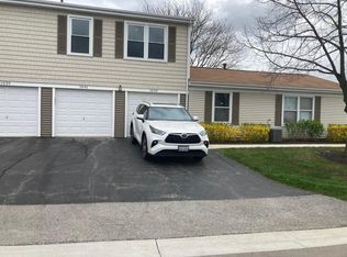 1041 Brunswick Hbr, Schaumburg, IL 60193