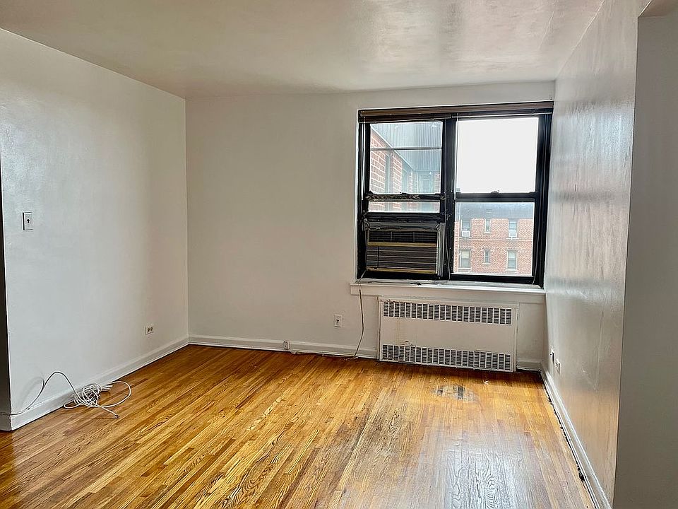 1st image of 112-24 Northern Blvd APT 6A