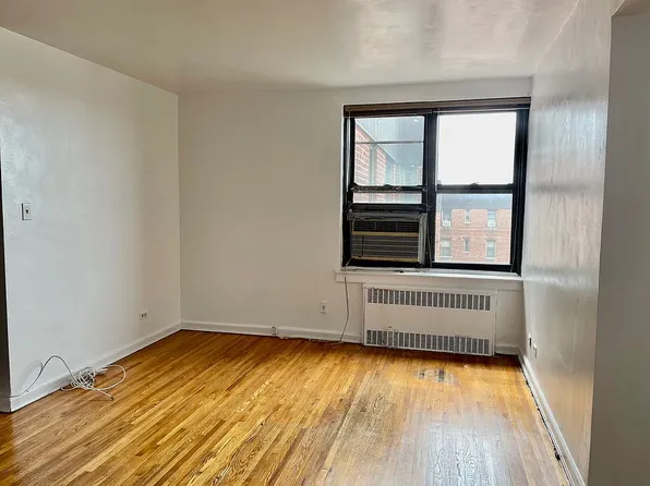 112-24 Northern Blvd APT 6A, Queens, NY 11368