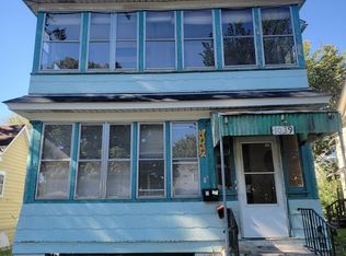 1039 Edgerton St, Saint Paul, MN 55130