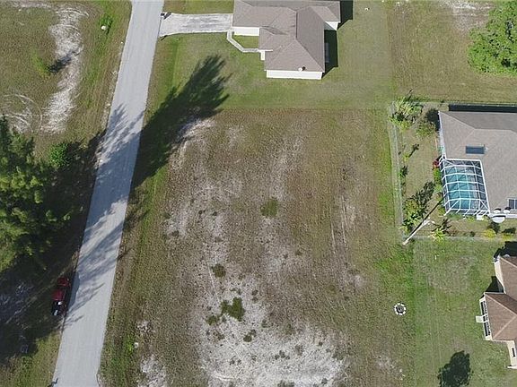 4th image of 1324 NW 1st Ave