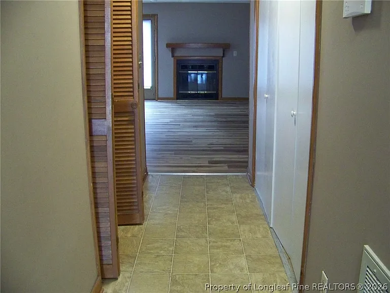 1198 Windham Ct — Photo 6