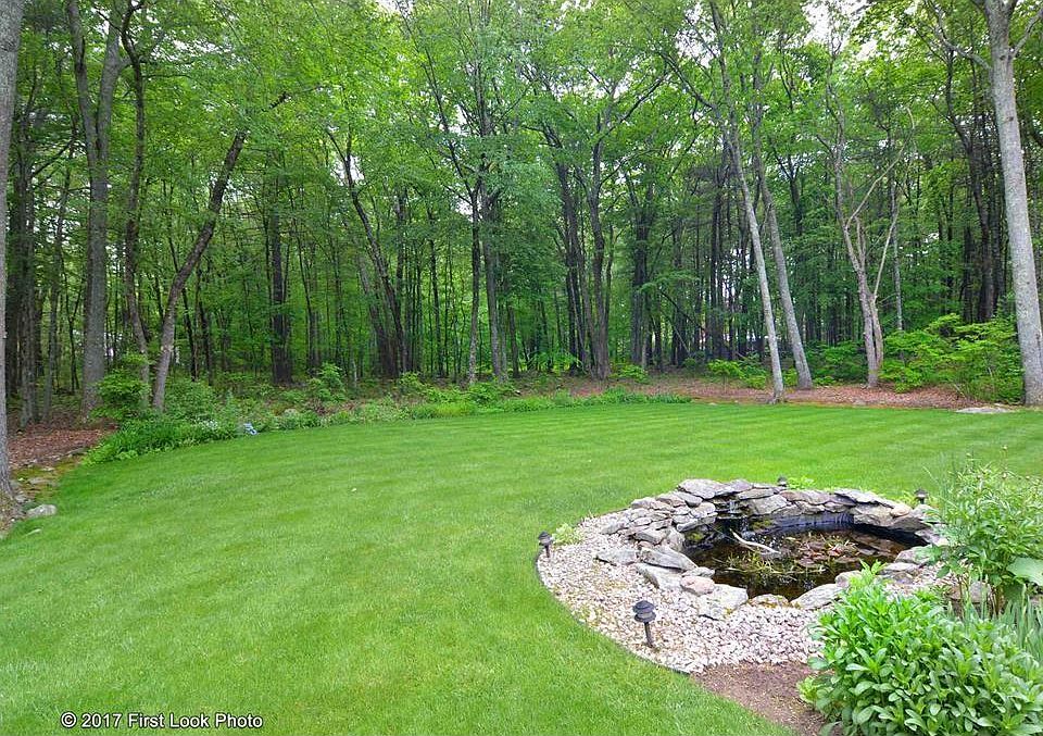 1st image of 22 White Pine Dr