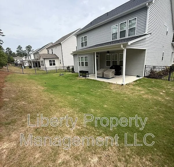 144 Kensington Dr — Photo 31