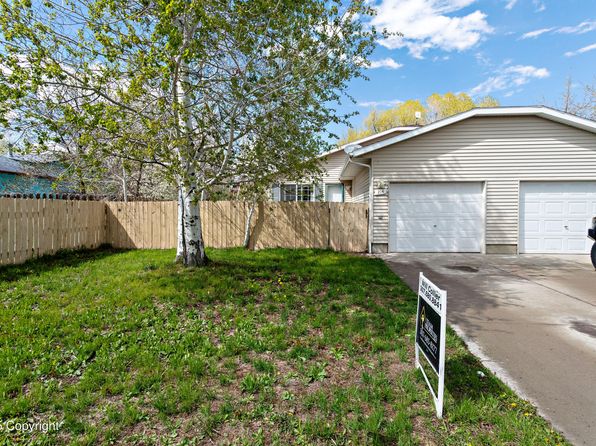 214 W Timothy St, Gillette, WY 82718